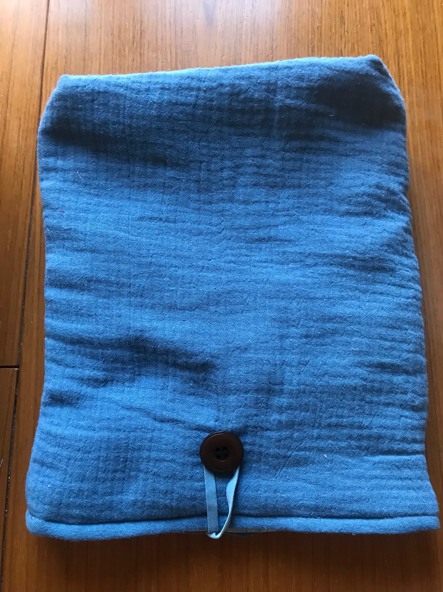 poche à livre bleu ardoise/tissu chemise