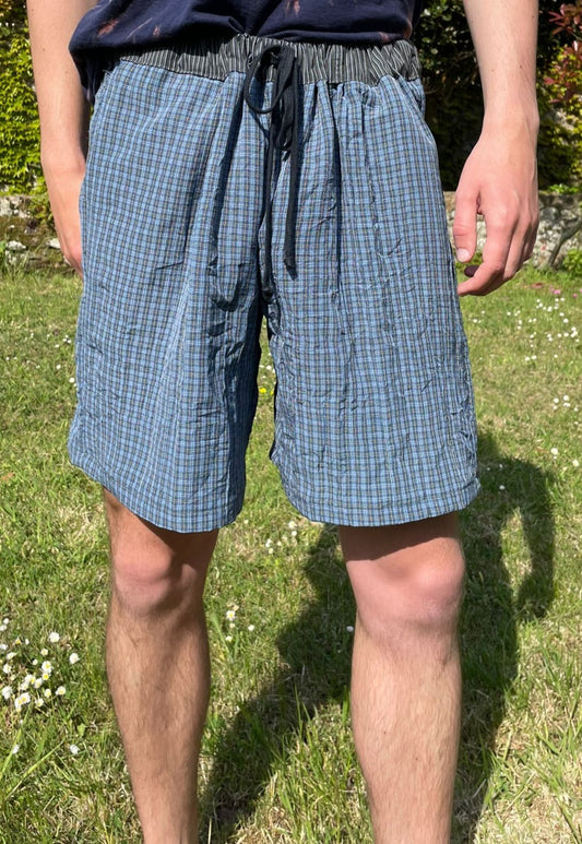 Short homme à carreaux aspect froissé