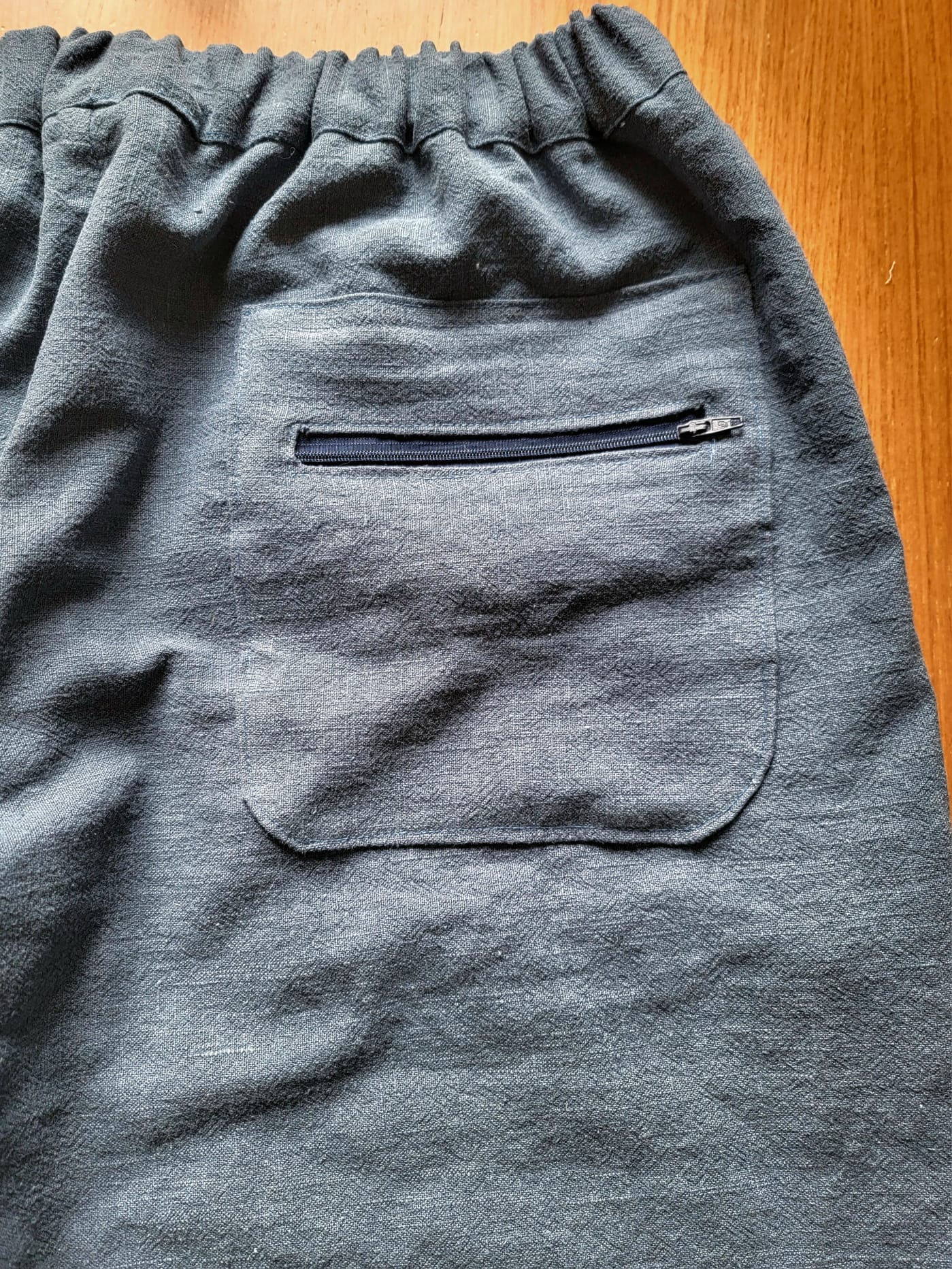 Short homme en lin lavé indigo