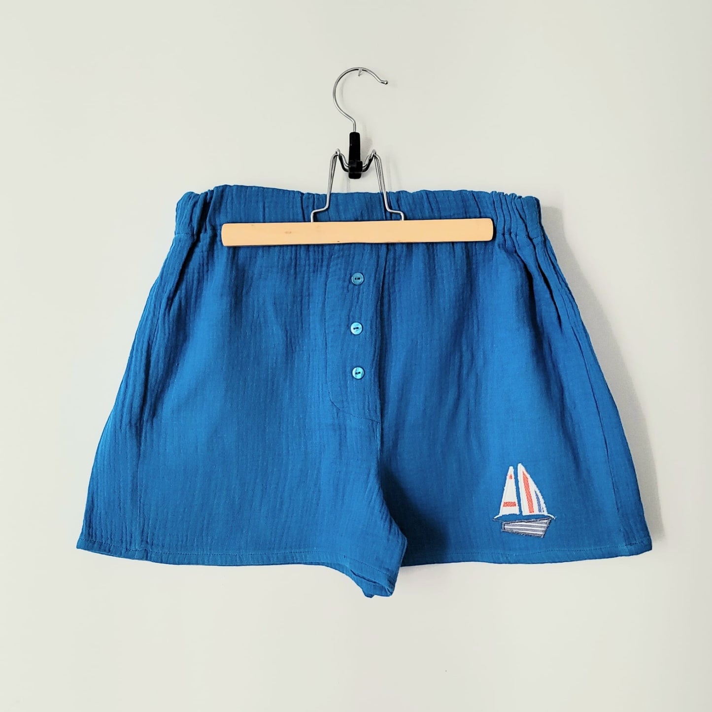 Caleçon-short double gaze bleu vif mini-motif bateau