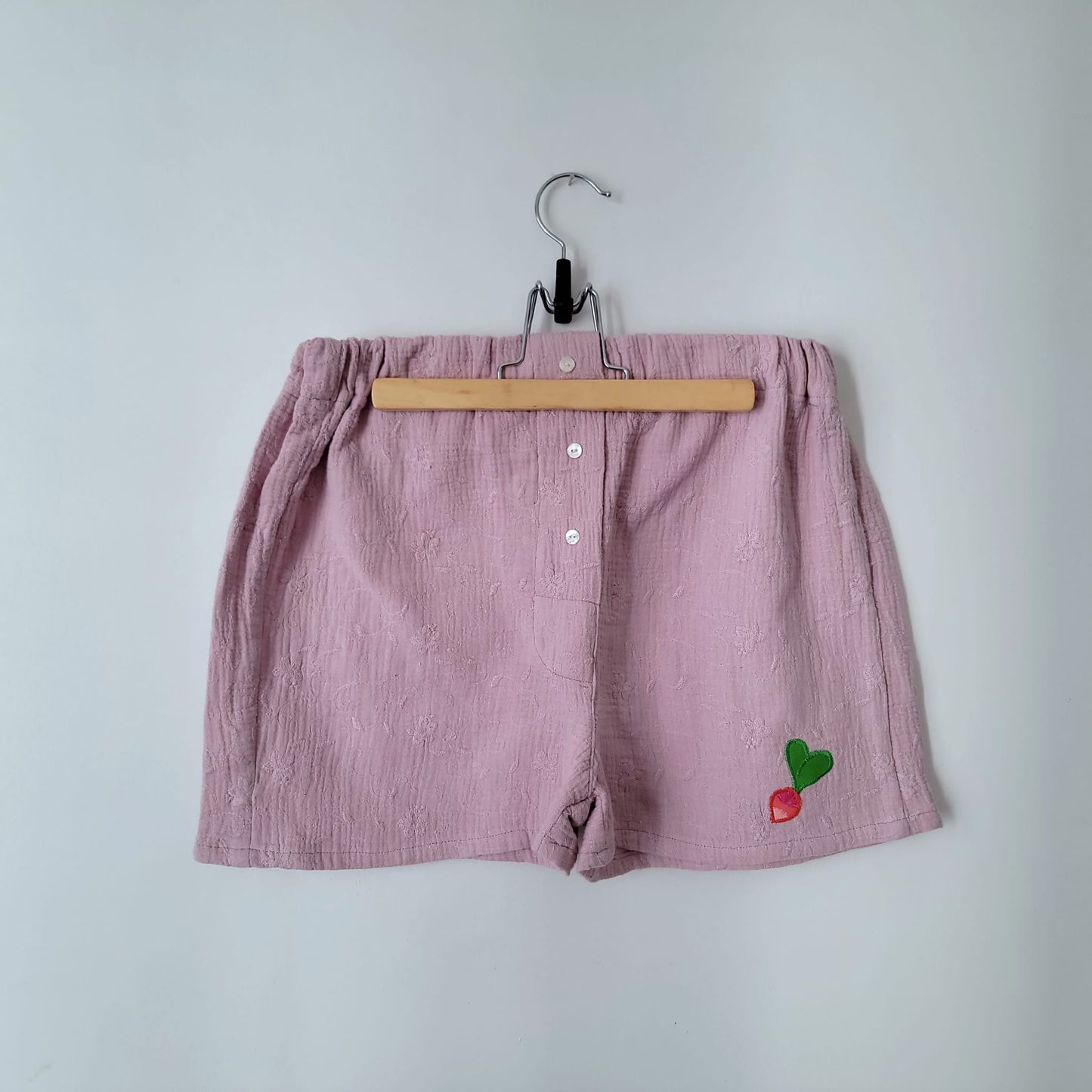 Caleçon-short double gaze vieux rose motif radis
