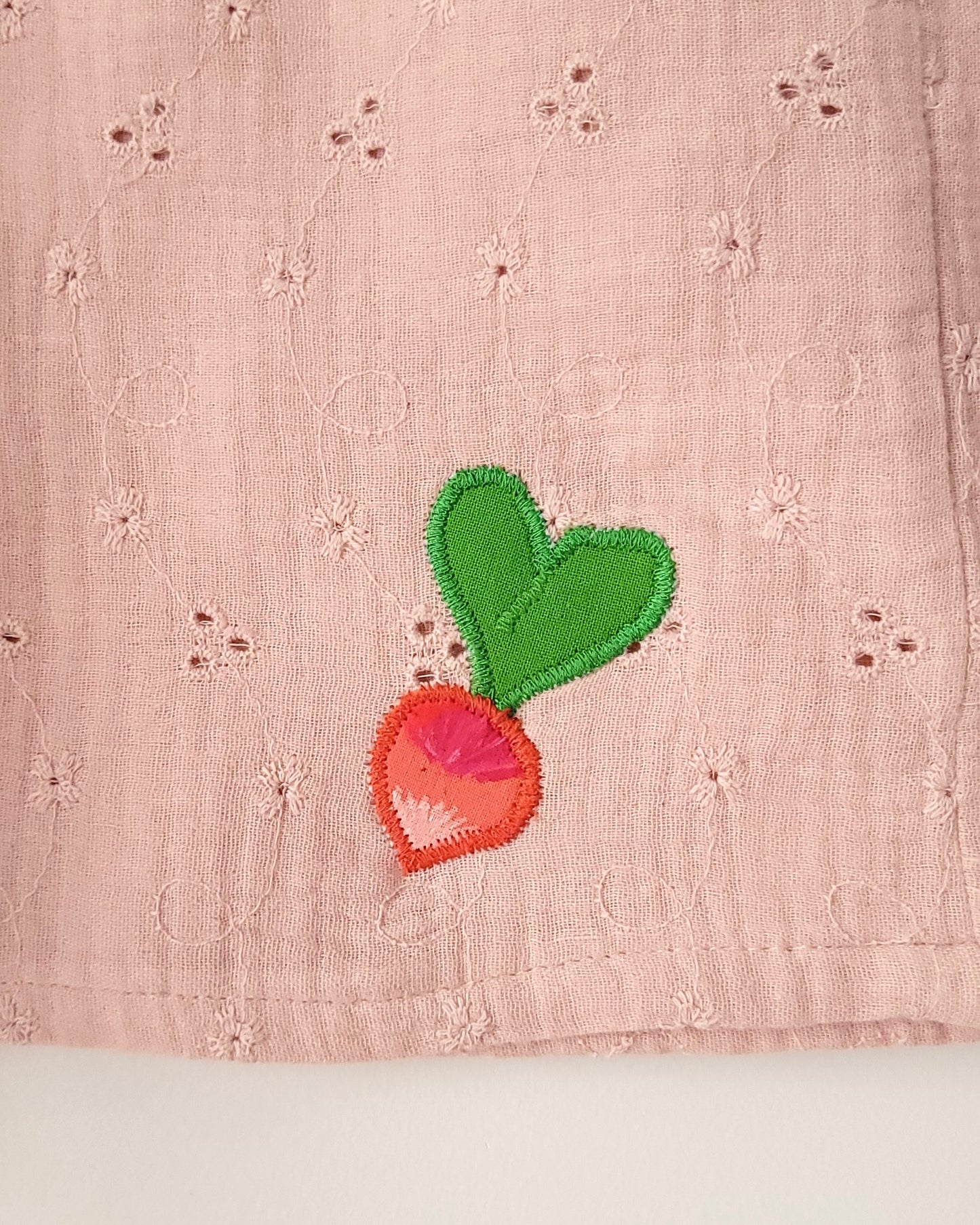 Mini-motif Radis - personnalisation artisanale