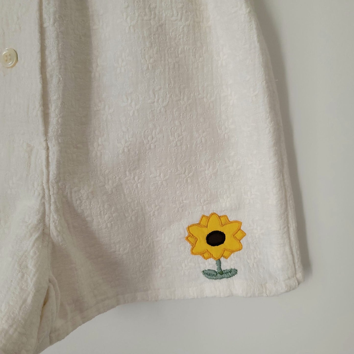 Caleçon-short double gaze écru brodé motif tournesol