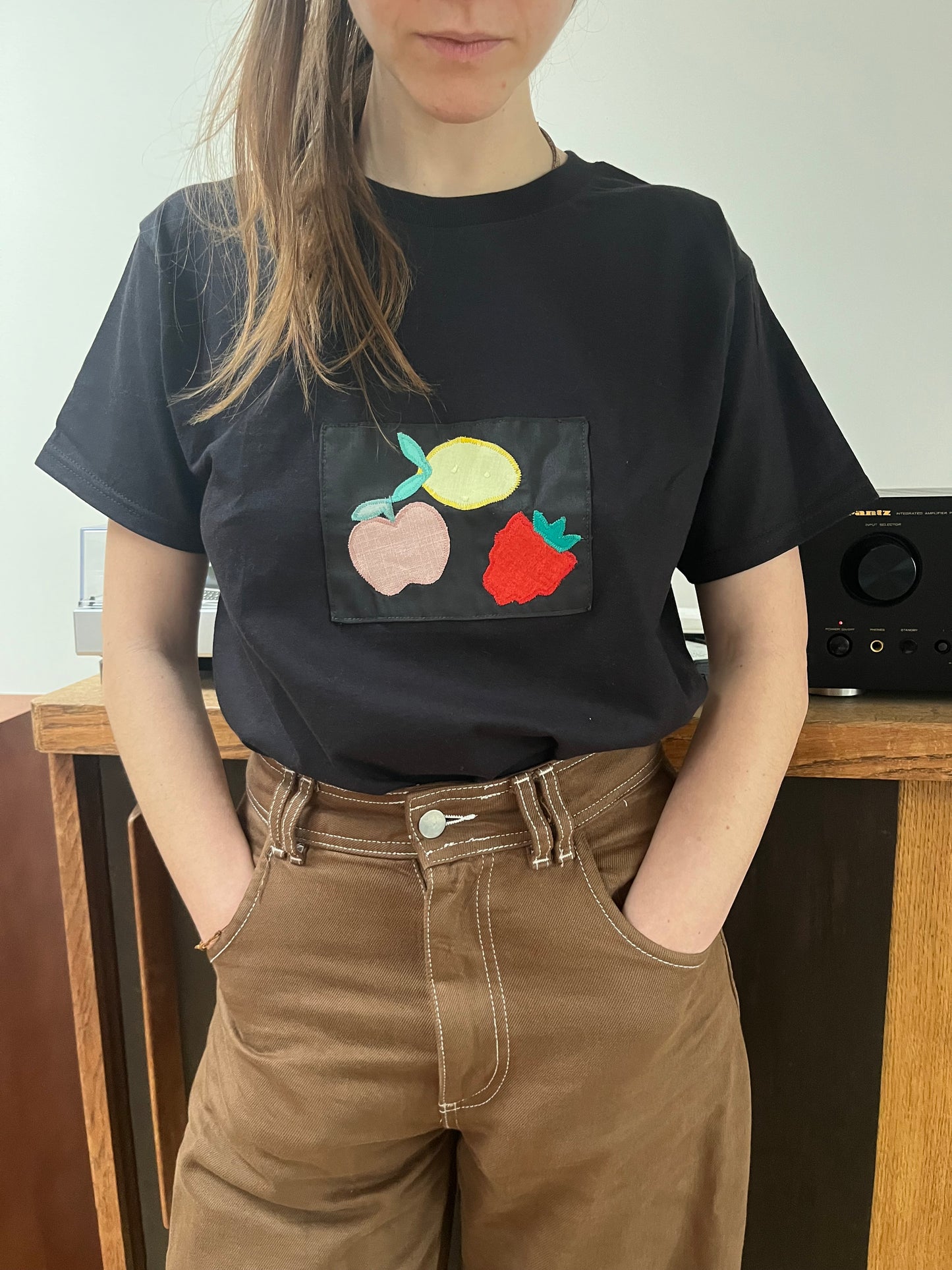 T-shirt Fruits capsule printemps fond noir